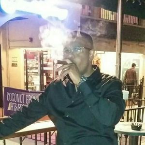 Meet your Posher, Frank